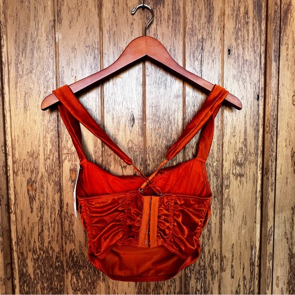 NWT Urban Outfitters Out From Under Ella Shine Ruched Bustier - Picture 5 of 6